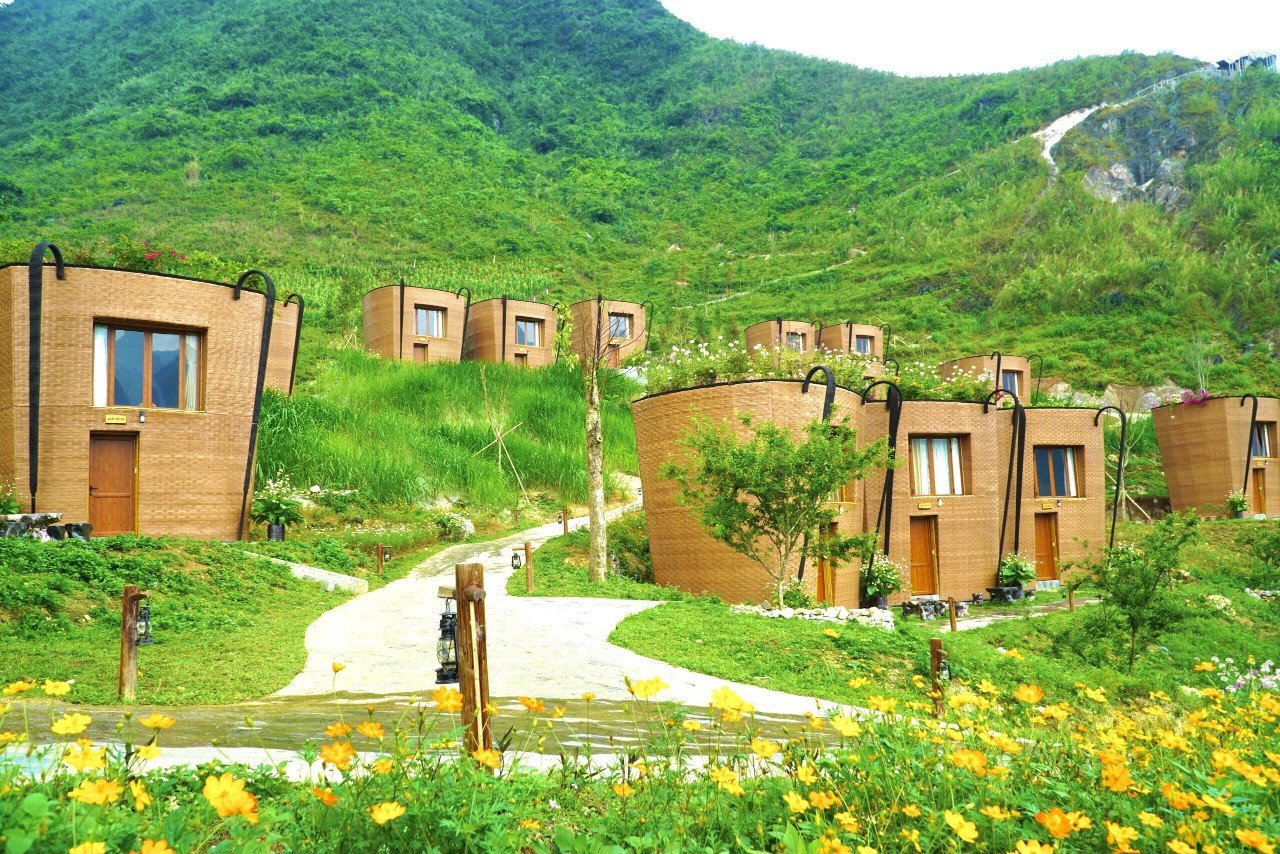  Khu du lịch nghỉ dưỡng H’Mong Village là một trong số ít các cơ sở phục vụ giải trí ở Hà Giang dịp Tết Nguyên đán Nhâm Dần